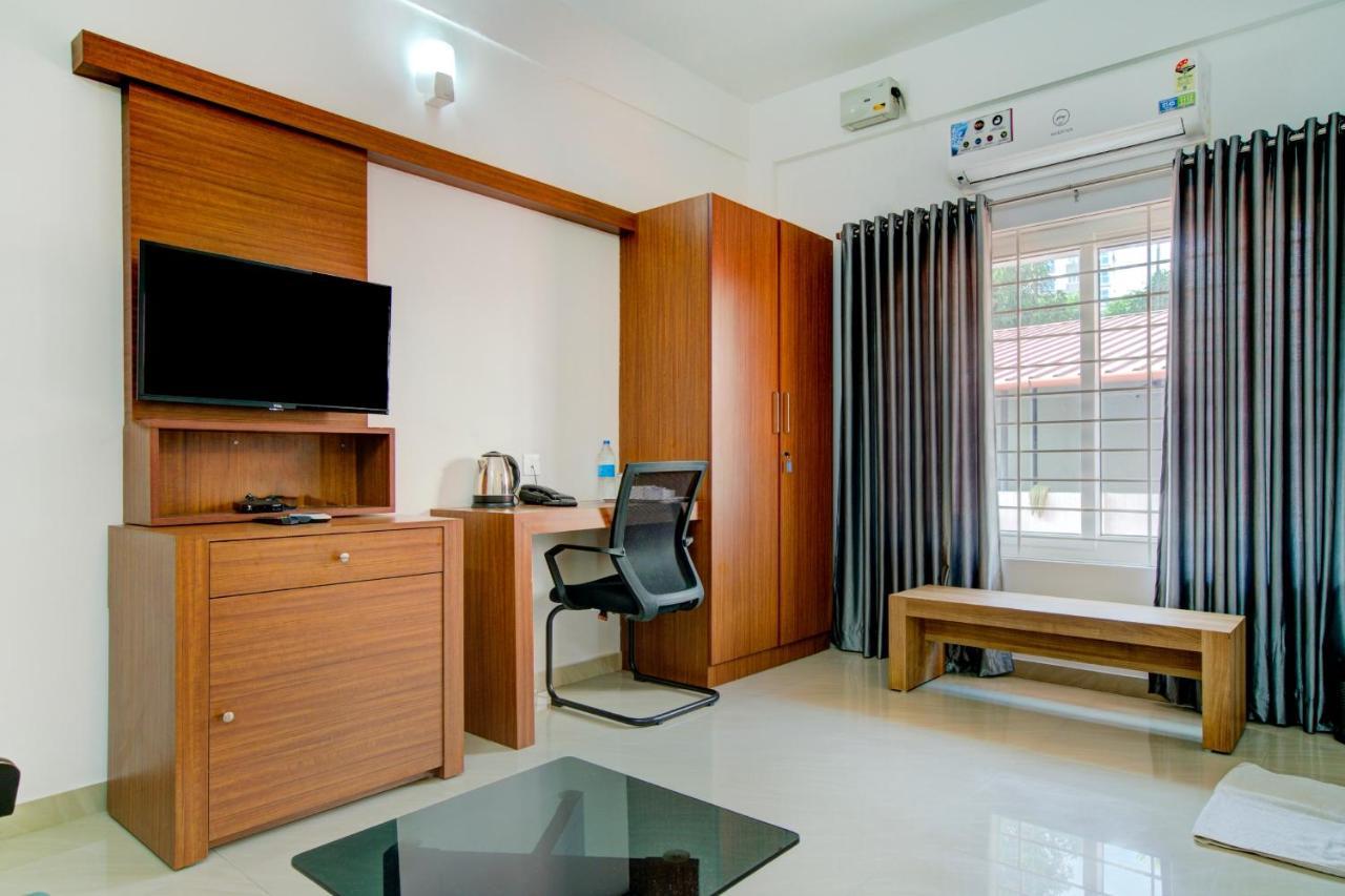 Vaccinated Staff- Capital O 74715 Phoenix Holidays Hotel Kochi Luaran gambar